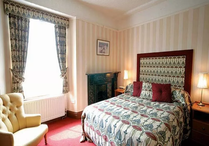 Hotelli Windermere Suites Bed And Breakfast