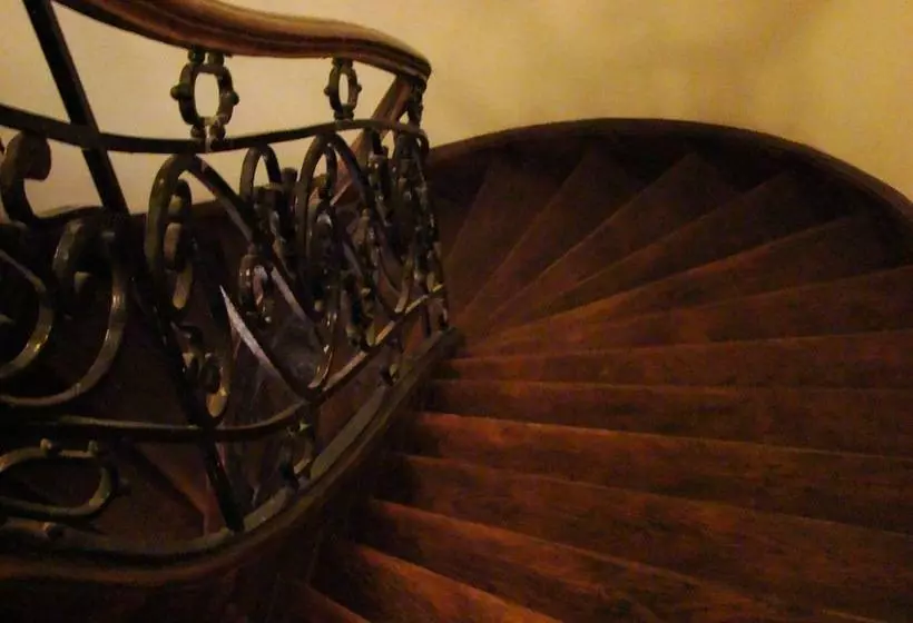 هتل Petit Recoleta Suites