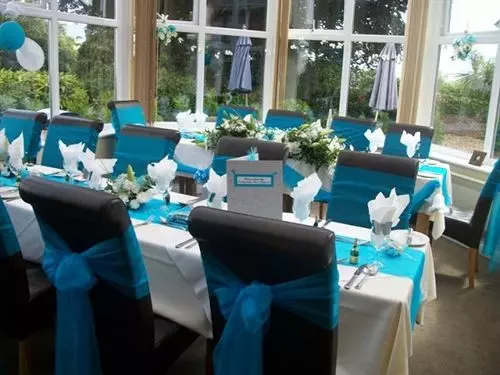 فندق The Red House