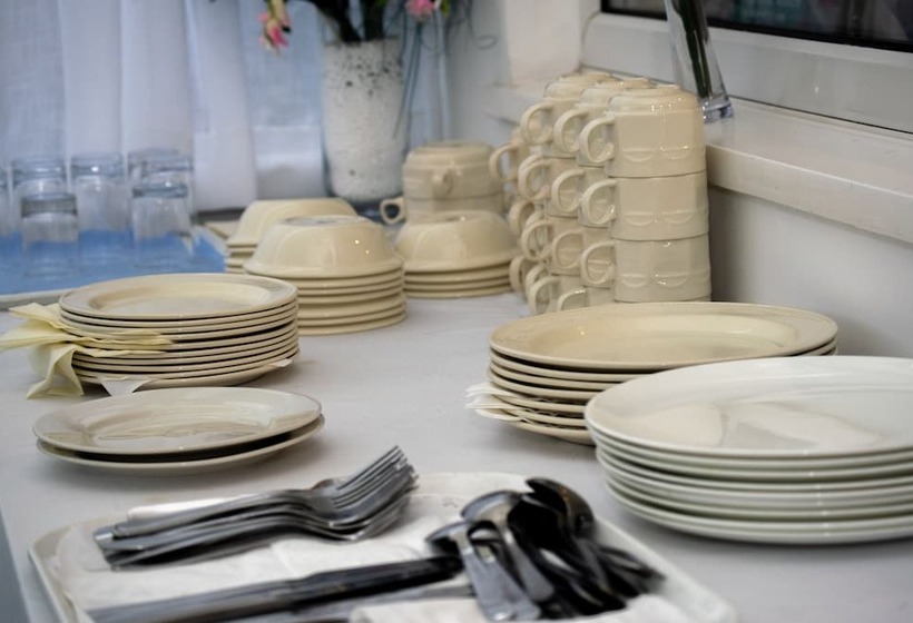 Royal Square Hotel   Nec & Birmingham Airport