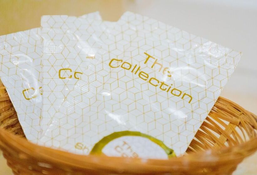 Royal Square Hotel   Nec & Birmingham Airport