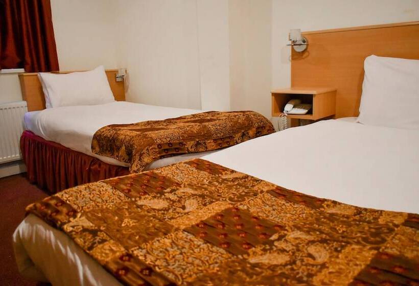 Royal Square Hotel   Nec & Birmingham Airport