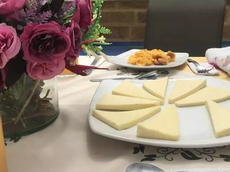 בית מלון כפרי Santa Viviana Villa De Leyva