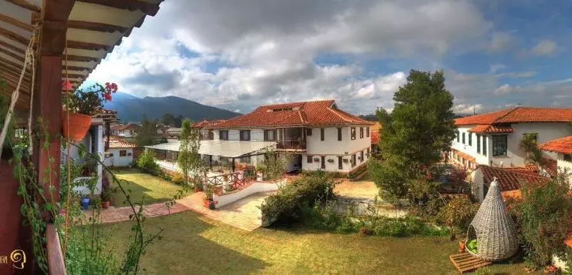 בית מלון כפרי Santa Viviana Villa De Leyva