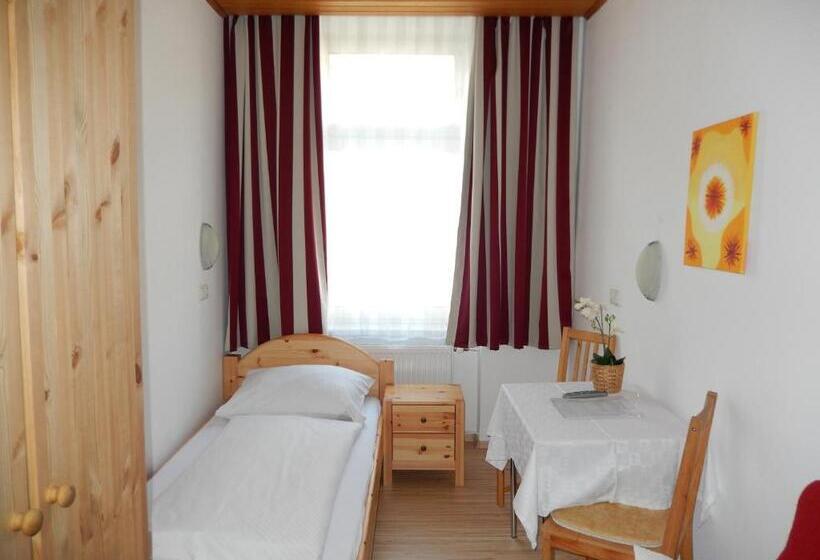 בית מלון כפרי Wilder Mann