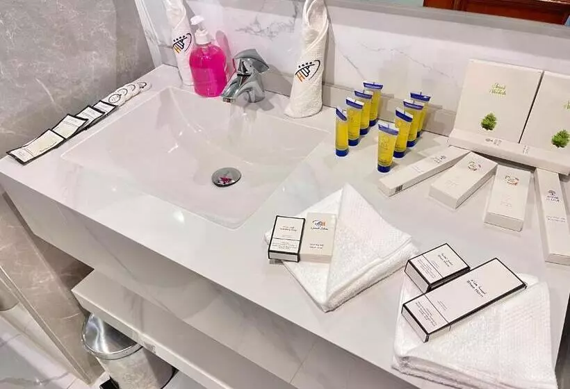 酒店 Zowar International