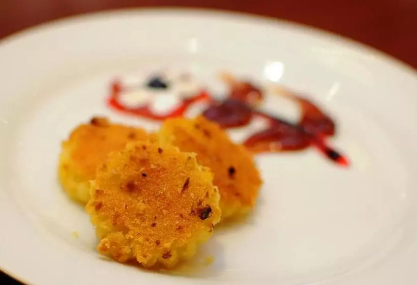 酒店 Zowar International