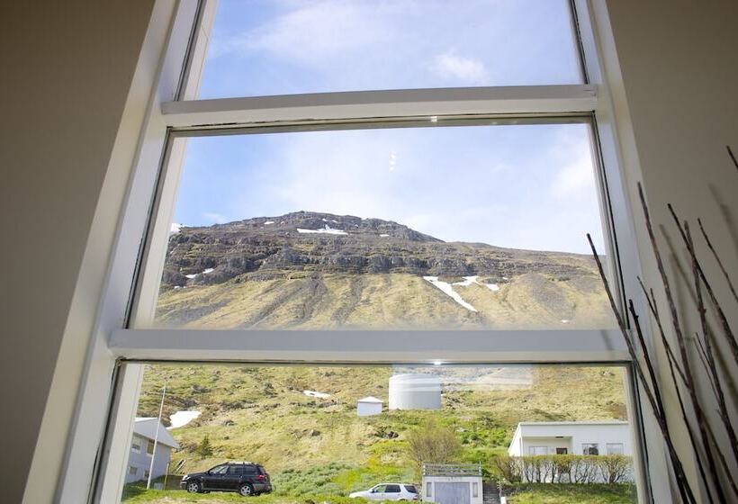پانسیون Comfy Guesthouse Westfjords