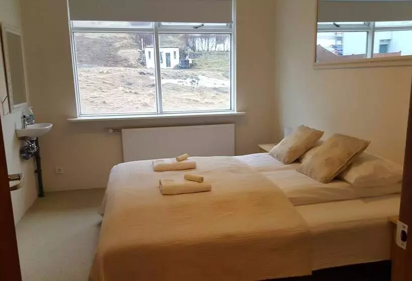 پانسیون Comfy Guesthouse Westfjords