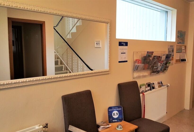 پانسیون Comfy Guesthouse Westfjords