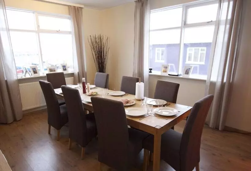 پانسیون Comfy Guesthouse Westfjords