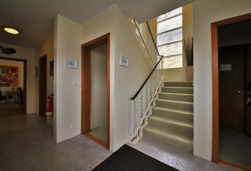 پانسیون Comfy Guesthouse Westfjords