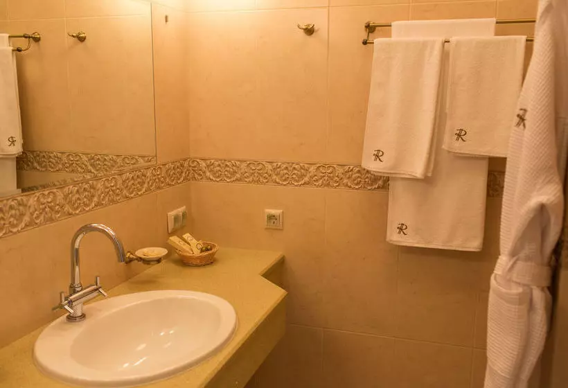 בית מלון כפרי Business Club  Razumovsky