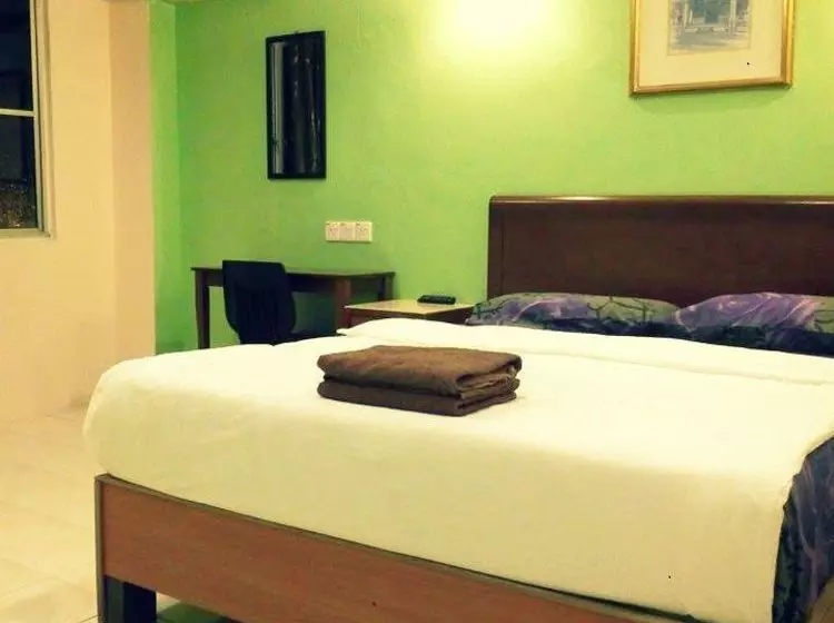 Hotel Travellers Planet & Guest House