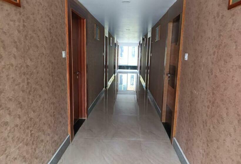 酒店 Woodside Prestige