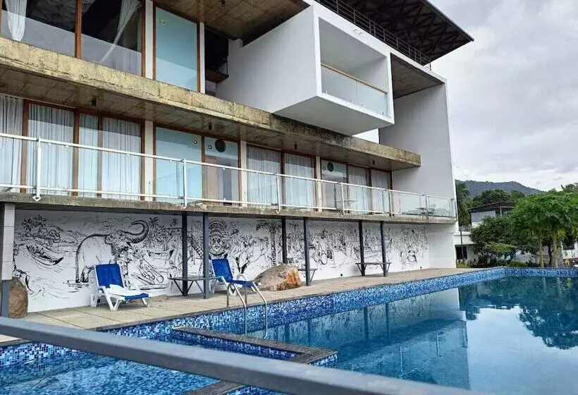 Nexstay Grand Chaliyar Resort