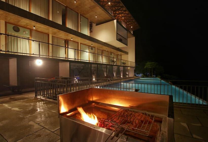 Nexstay Grand Chaliyar Resort