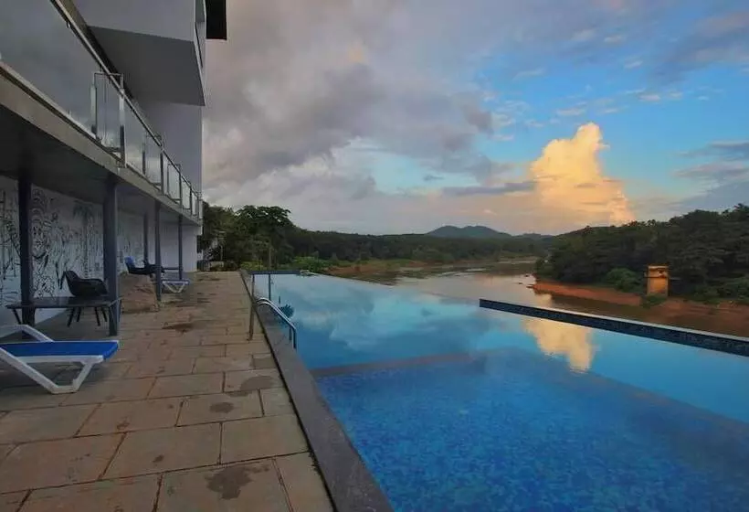 Nexstay Grand Chaliyar Resort