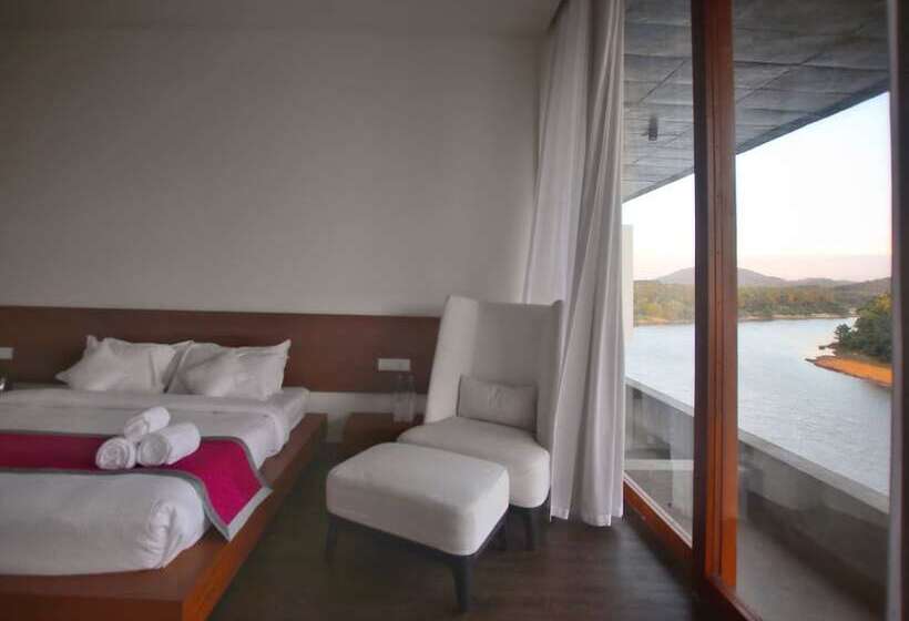 Nexstay Grand Chaliyar Resort