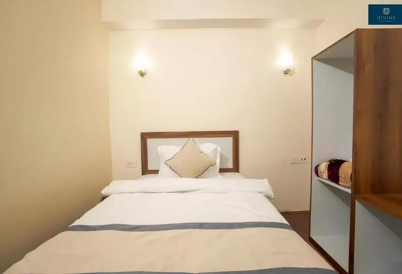 Hotelli Divine S The Elite Zong