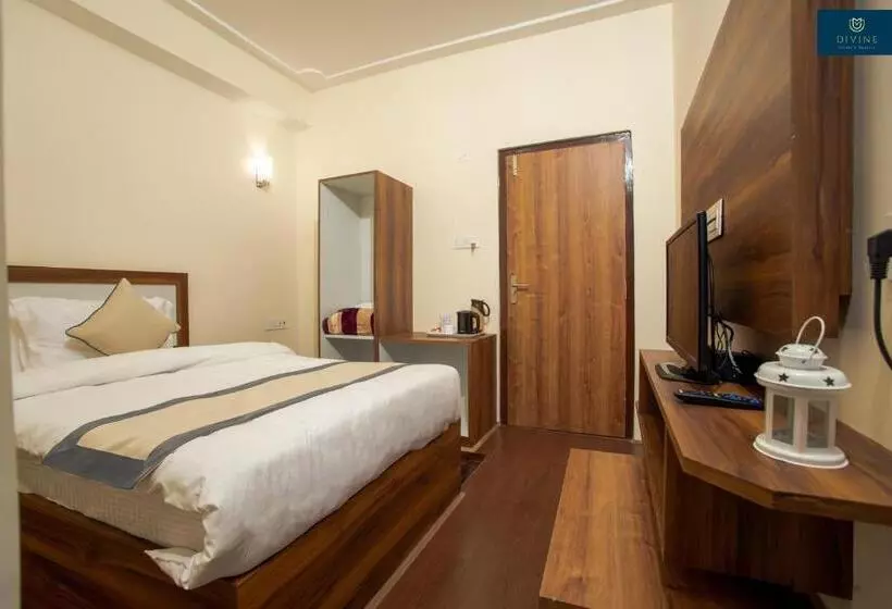 Hotelli Divine S The Elite Zong