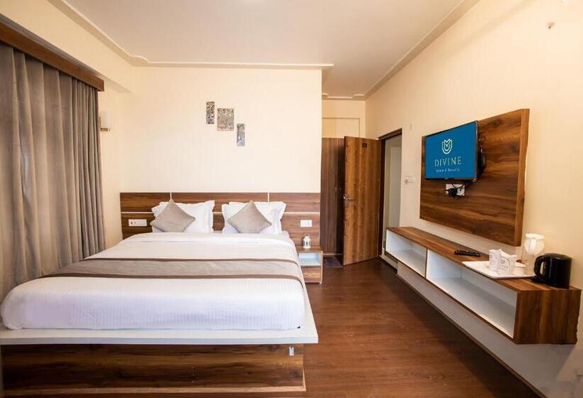 Hotel Divine S The Elite Zong