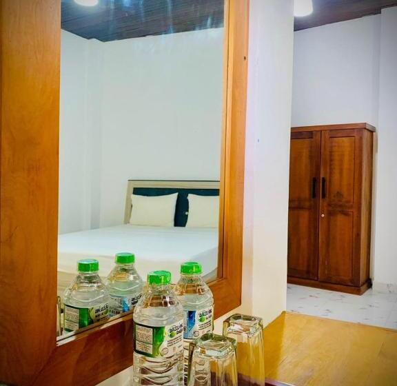 ホテル Elepath Lodge Pinnawala