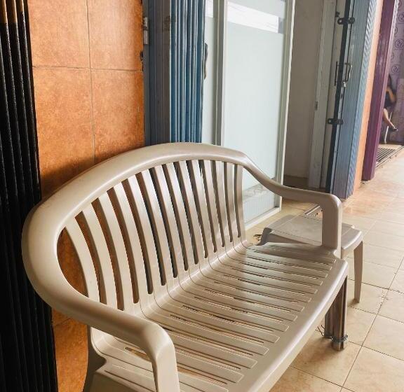 Пансион Violet Doorz Syariah