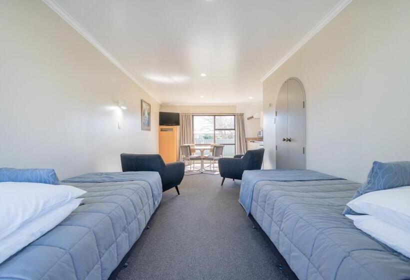 Te Anau Motel & Apartments