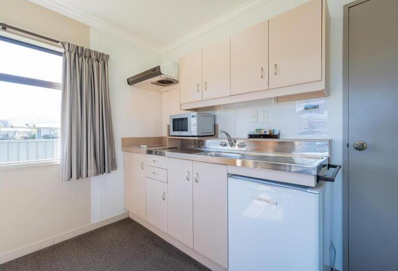 Te Anau Motel & Apartments