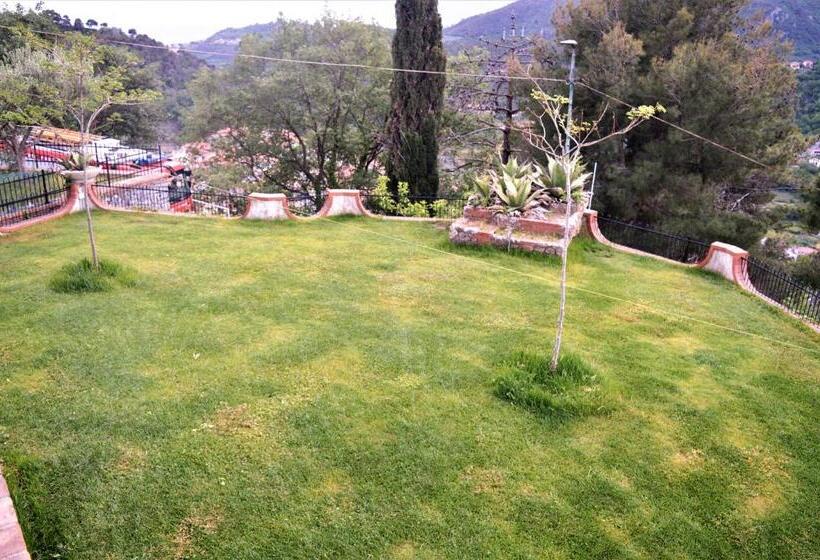 ベッドアンドブレックファースト Ca De Magi E