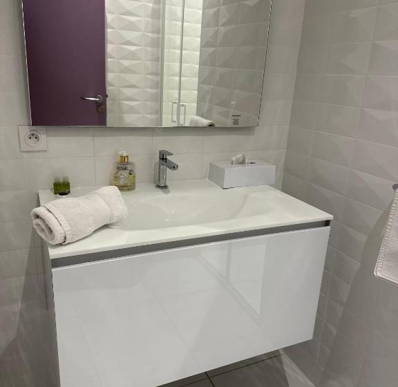 تختخواب و صبحانه Domaine Du Prieuré D Estagel