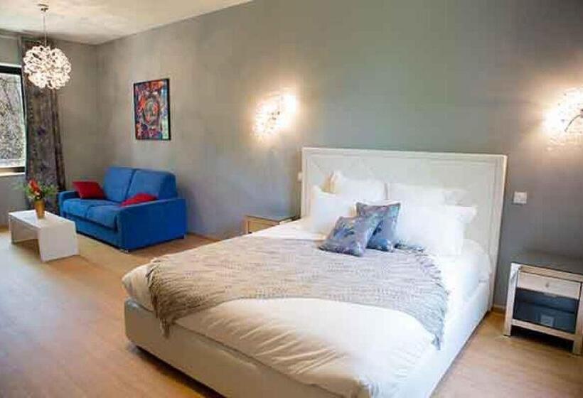 تختخواب و صبحانه Domaine Du Prieuré D Estagel