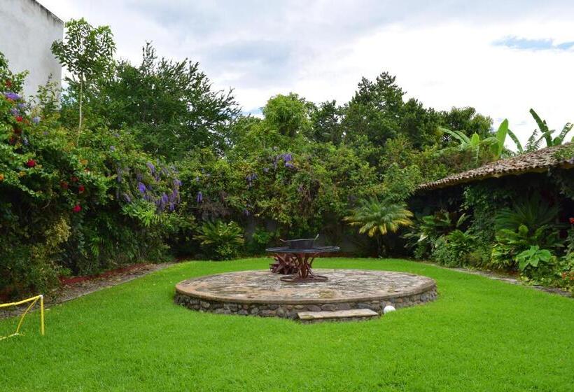 ホテル El Mesón De Doña Josefina