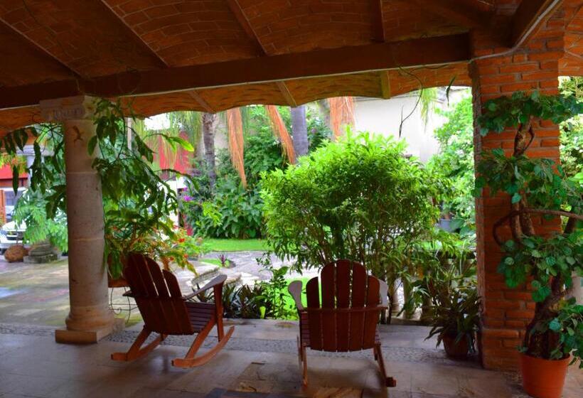 ホテル El Mesón De Doña Josefina