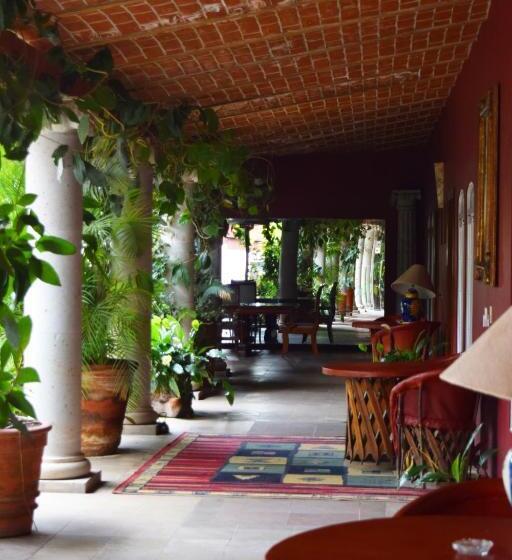 ホテル El Mesón De Doña Josefina