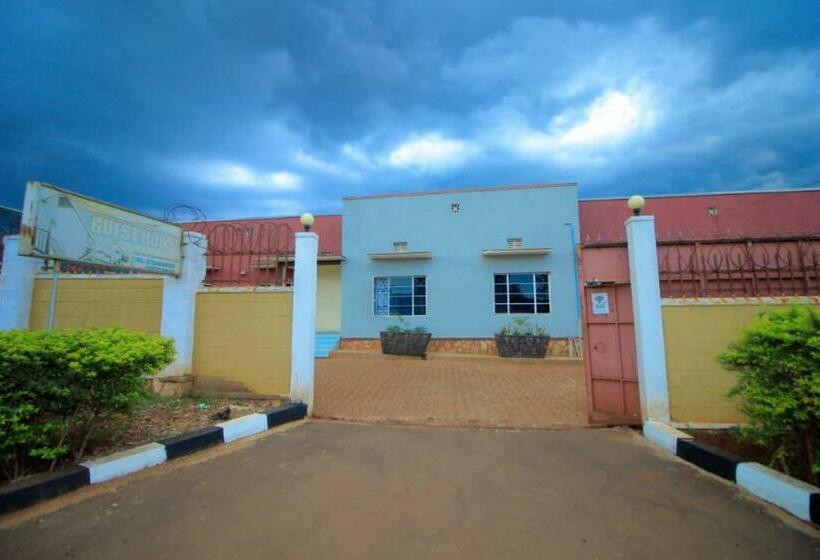 هتل Rochester Guest House