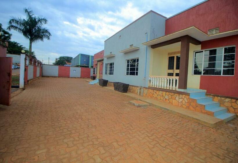 هتل Rochester Guest House