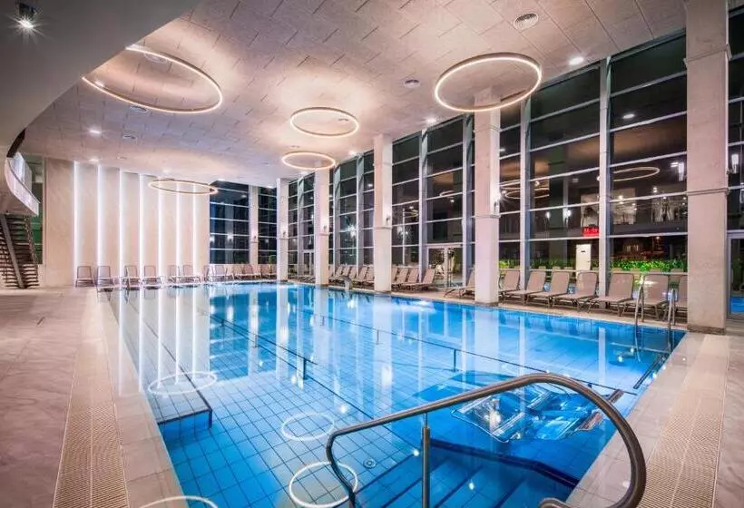 ホテル гранд хотел княз павел