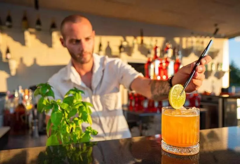 ホテル гранд хотел княз павел