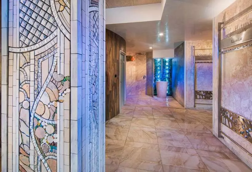 ホテル гранд хотел княз павел