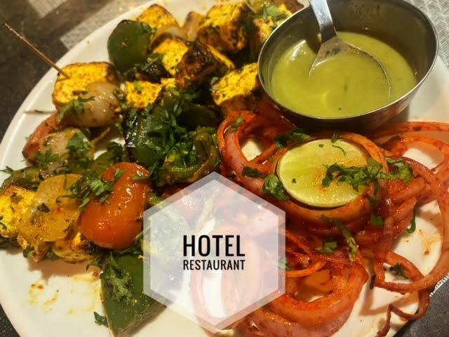 Hotel Anupam By Mid Orchard, Kasol