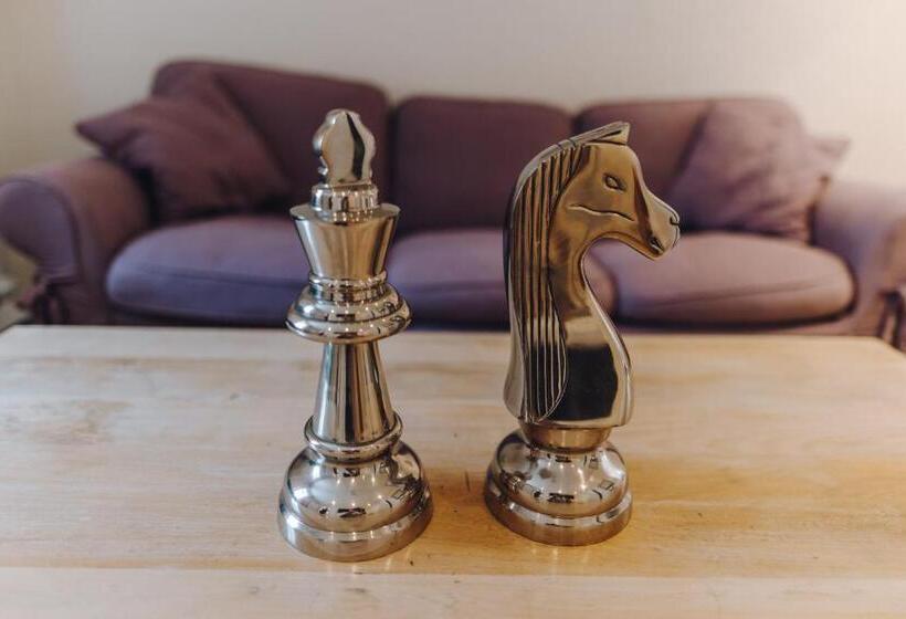 هتل Little 7   Boutique