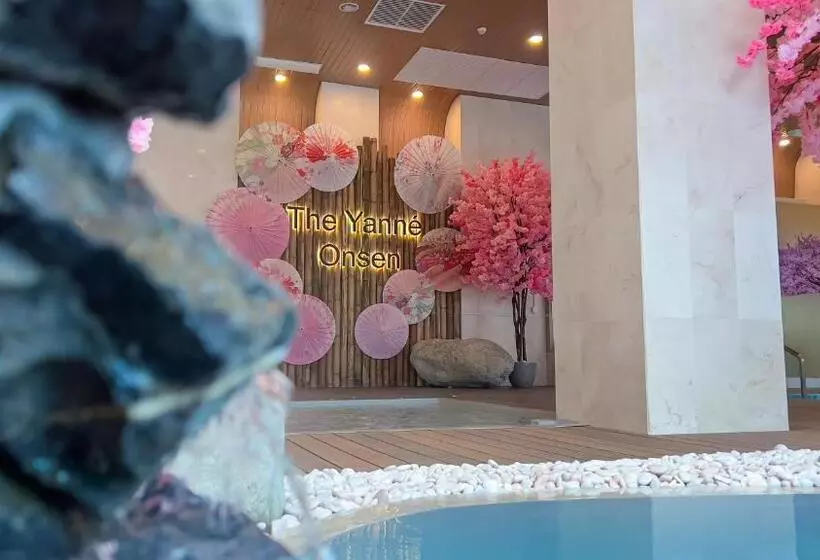 ホテル The Yanné, Onsen