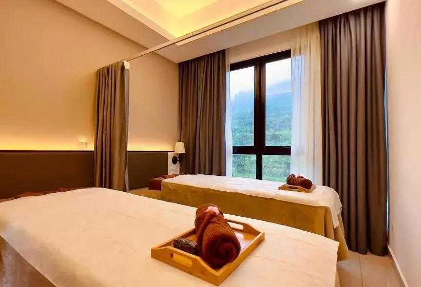 ホテル The Yanné, Onsen