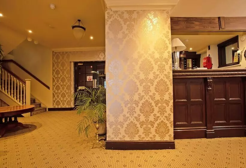 Hotelli Great White Horse