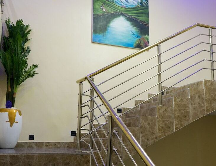 هتل Iris Gold Suite