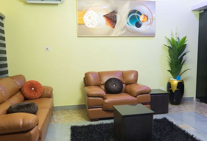 هتل Iris Gold Suite