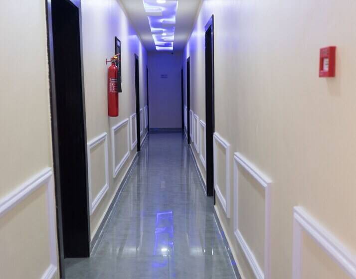 هتل Iris Gold Suite