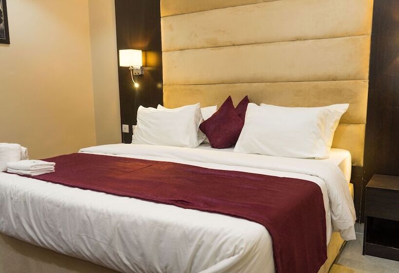 هتل Iris Gold Suite